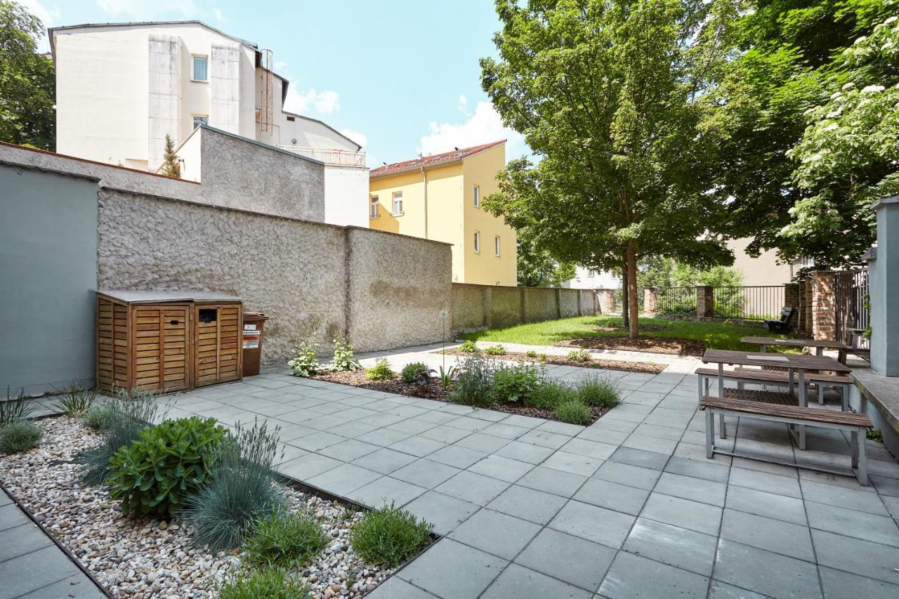 Friendly In Apartament *