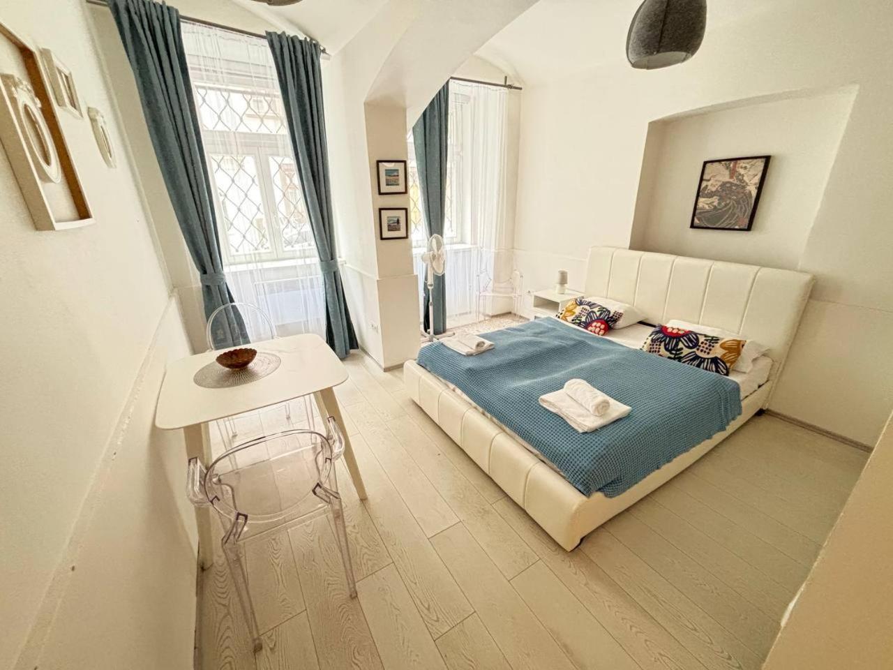 Friendly In Apartament